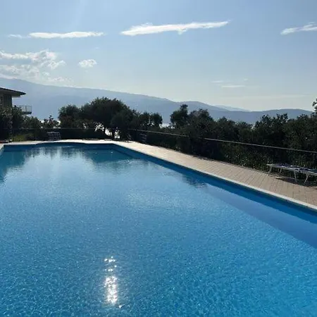 Borgo Oriolo Apartment Toscolano-Maderno